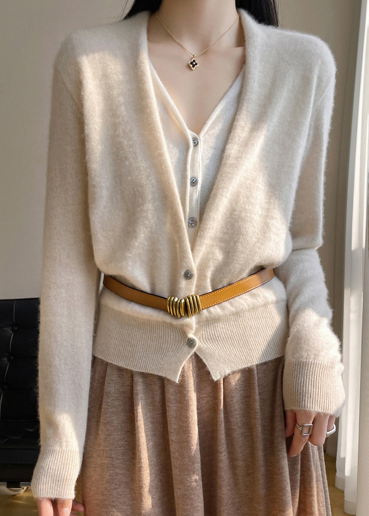 Sophisticated Top with a Clean Classic Look
