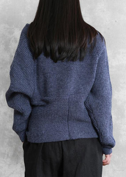 Effortlessly Elegant Top with a Timeless Design