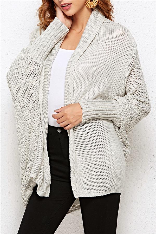 Effortlessly Elegant Cardigan with a Timeless Design