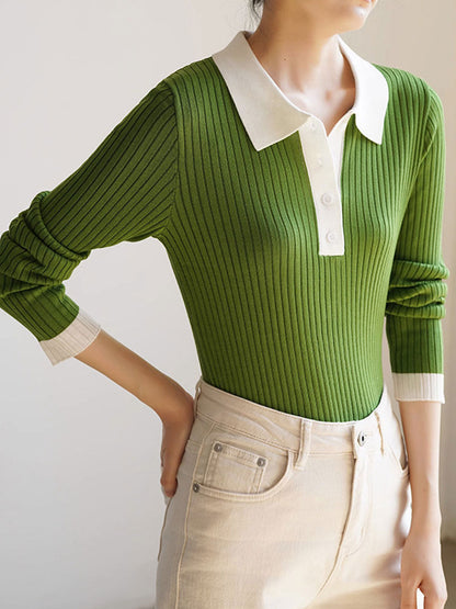 Classic Vintage Sweater with a Flattering Fit