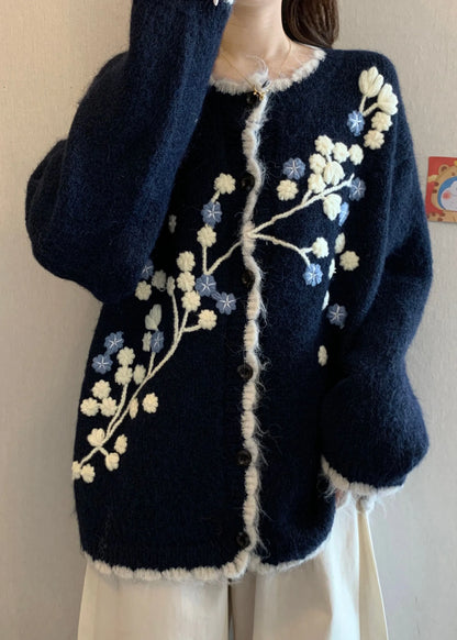 Gracefully Styled Cardigan for Any Occasion