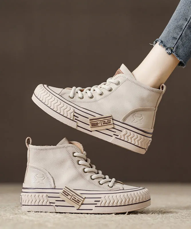 Graceful Orthopedic Shoes for Modern Look