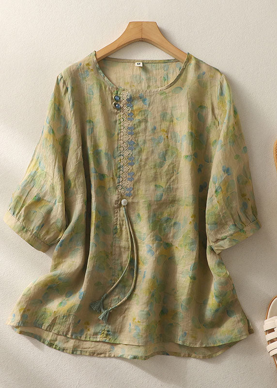 Polished Top with an Effortless Classic Look