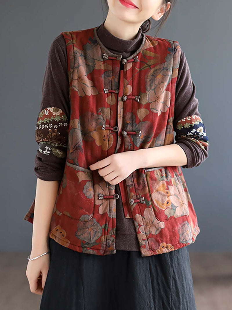 Well Tailored Coat with a Graceful Silhouette