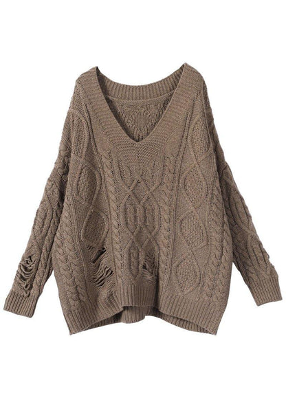 Well Tailored Sweater with a Graceful Silhouette