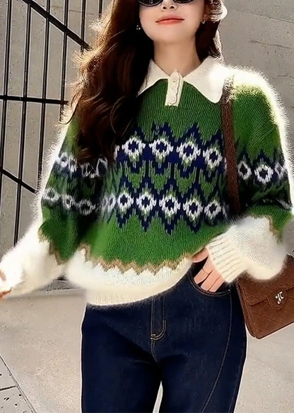 Classic Vintage Top with a Flattering Fit