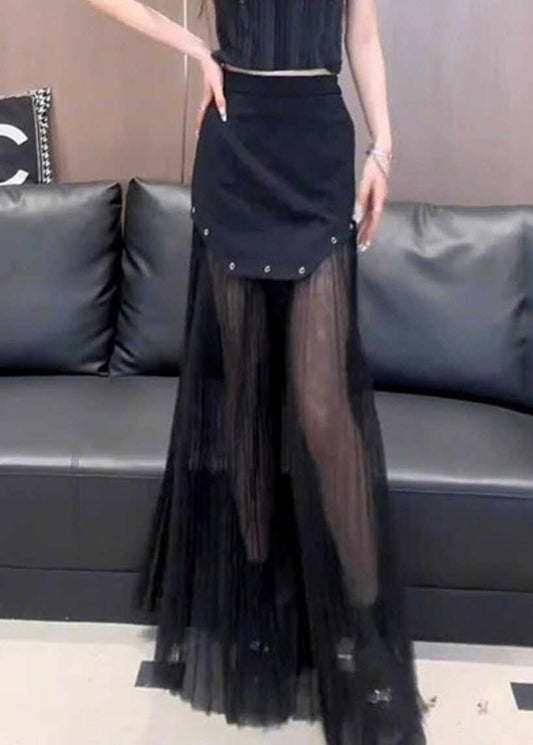 Effortlessly Elegant Garment with a Timeless Design