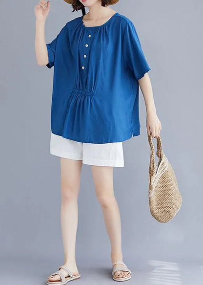 Sophisticated Blouse with a Clean Classic Look