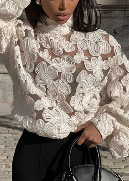 Beautifully Finished Top in a Timeless Design