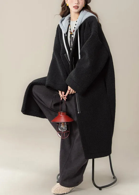 Elegantly Styled Coat for Everyday Wear