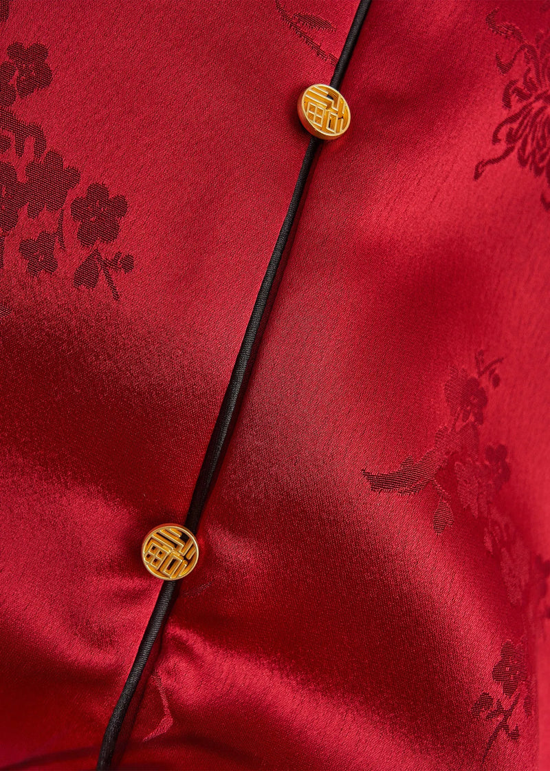 Beautifully Crafted Garment in a Classic Style