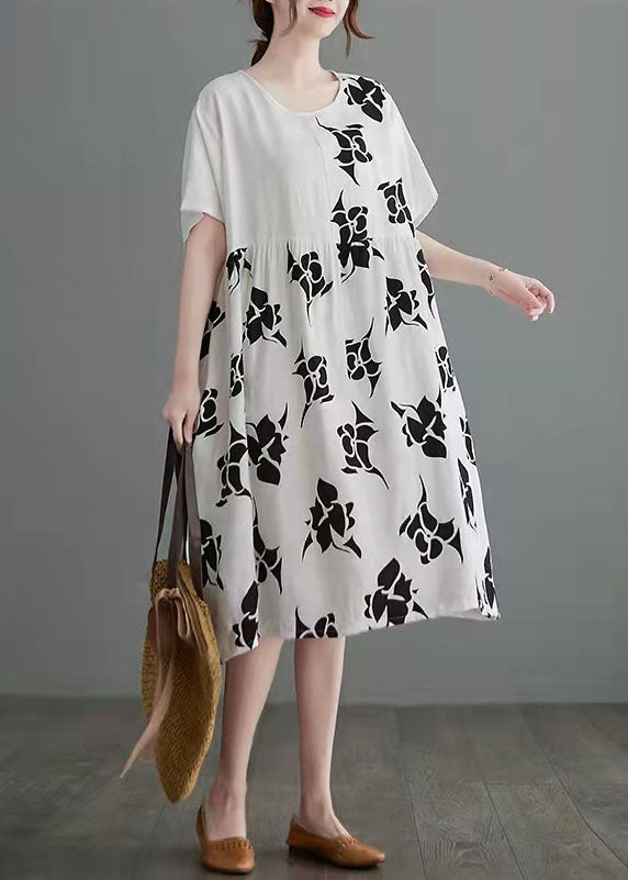 Classic Vintage Pullover with a Flattering Fit