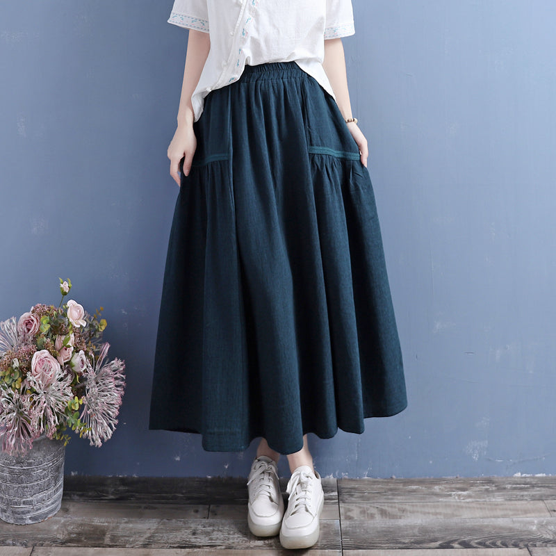 Gracefully Styled Garment for Any Occasion