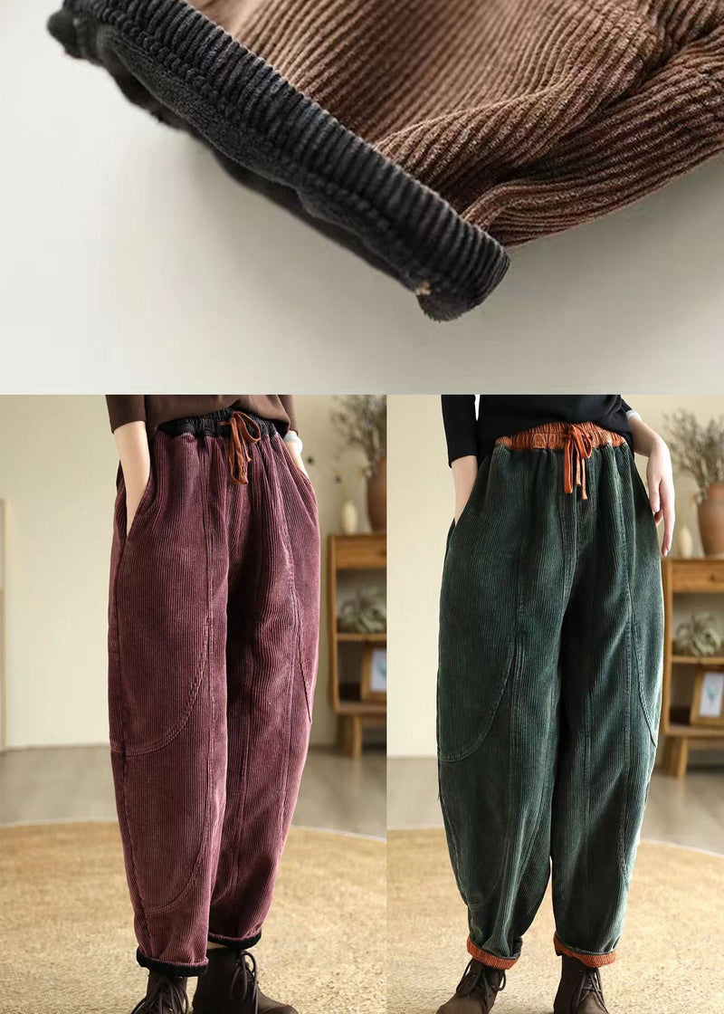 Effortlessly Elegant Pants with a Timeless Design