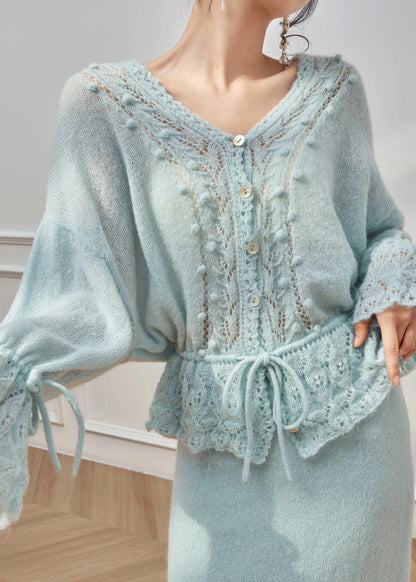Effortlessly Elegant Sweater with a Timeless Design
