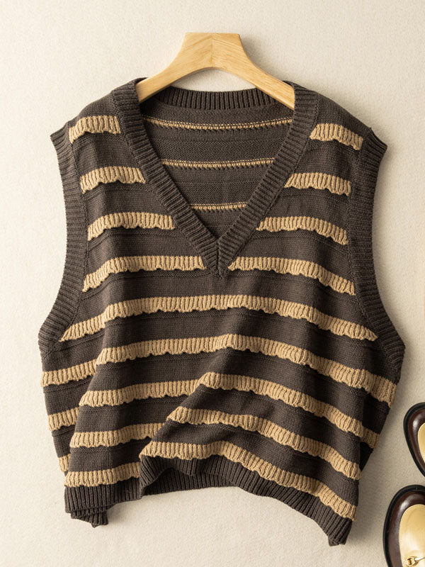 Elegantly Styled Coat for Everyday Wear