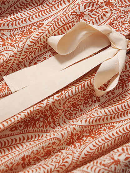 Beautifully Finished Blouse in a Timeless Design