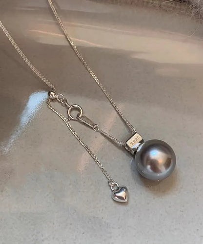 Romantic Silver Necklace for Special Moments