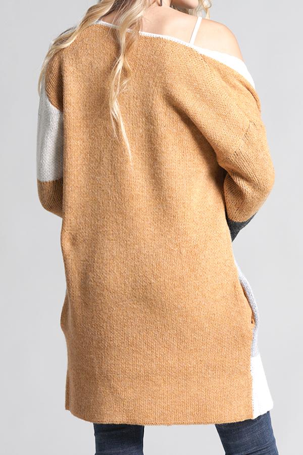 Effortlessly Elegant Cardigan with a Timeless Design