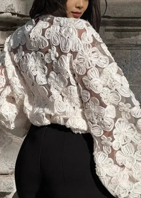 Beautifully Finished Top in a Timeless Design