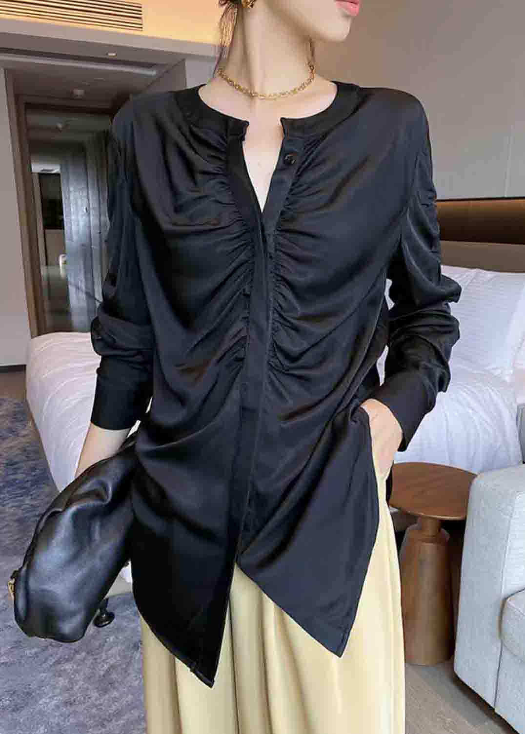 Beautifully Finished Shirt in a Timeless Design