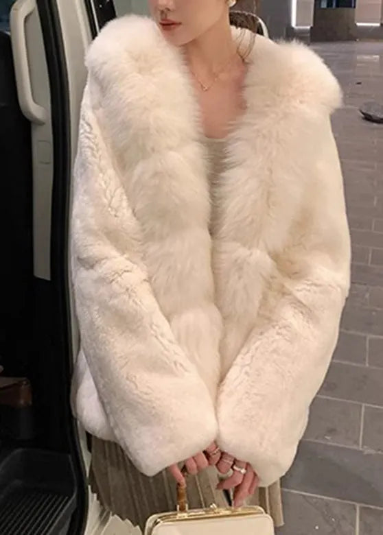 Gracefully Styled Coat for Any Occasion