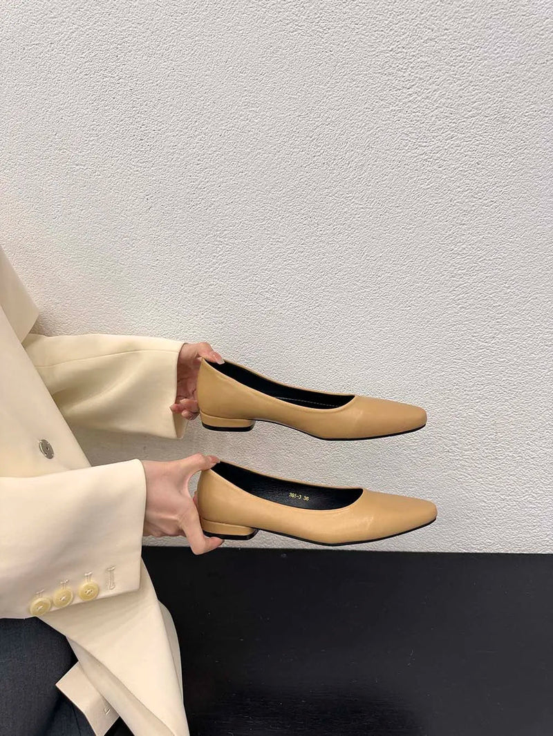 Chic Orthopedic Loafers with Unique Design