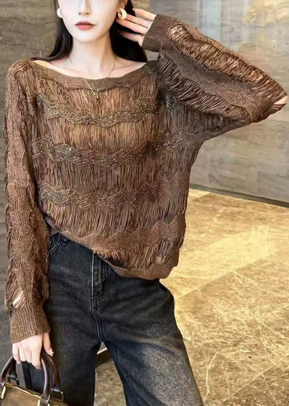 Well Tailored Sweater with a Graceful Silhouette