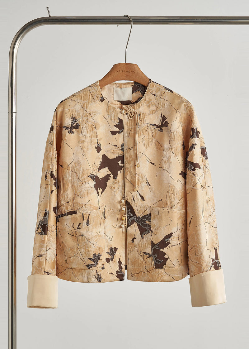 Elegantly Styled Coat for Everyday Wear