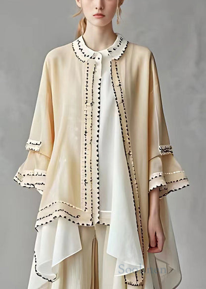Beautifully Finished Coat in a Timeless Design