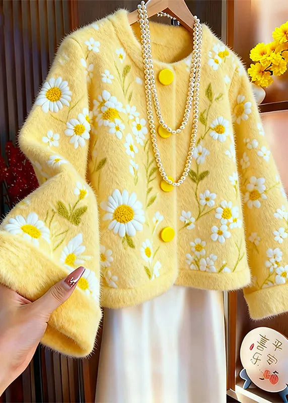 Beautifully Crafted Cardigan in a Classic Style