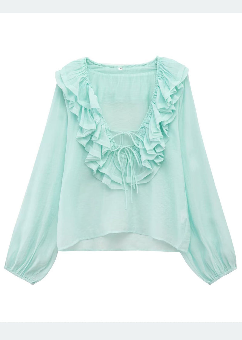 Well Tailored Shirt with a Graceful Silhouette