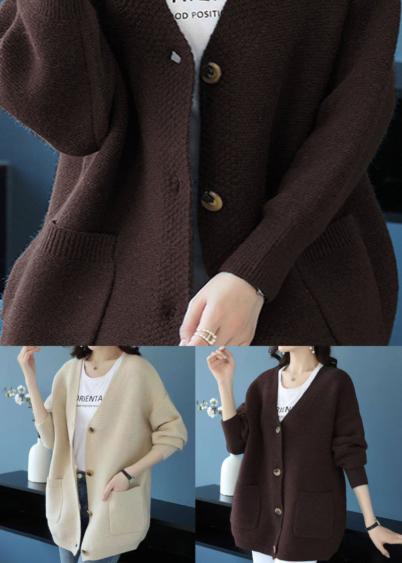 Classic Vintage Cardigan with a Flattering Fit
