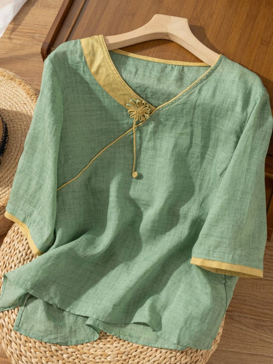 Polished Blouse with an Effortless Classic Look