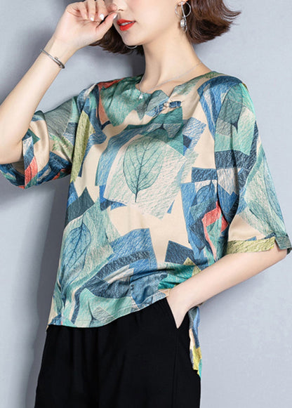 Polished Top with an Effortless Classic Look