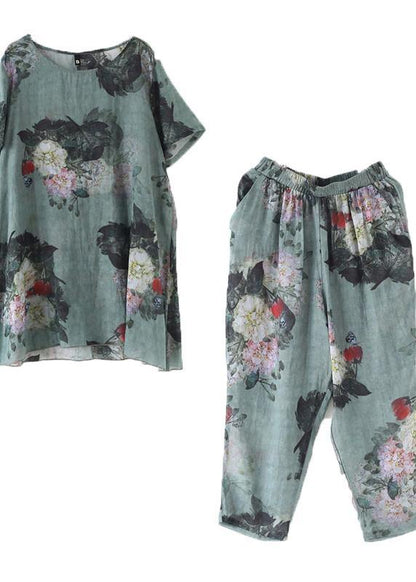 Classic Vintage Shirt with a Flattering Fit