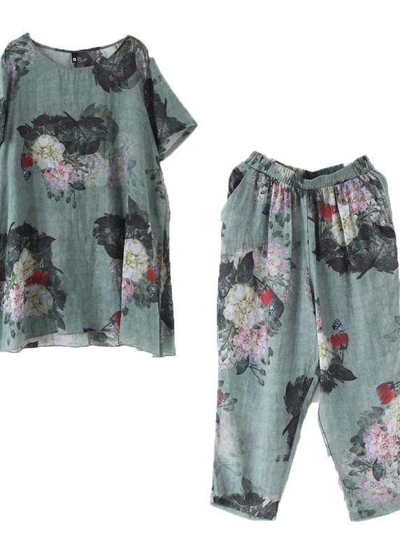 Classic Vintage Shirt with a Flattering Fit