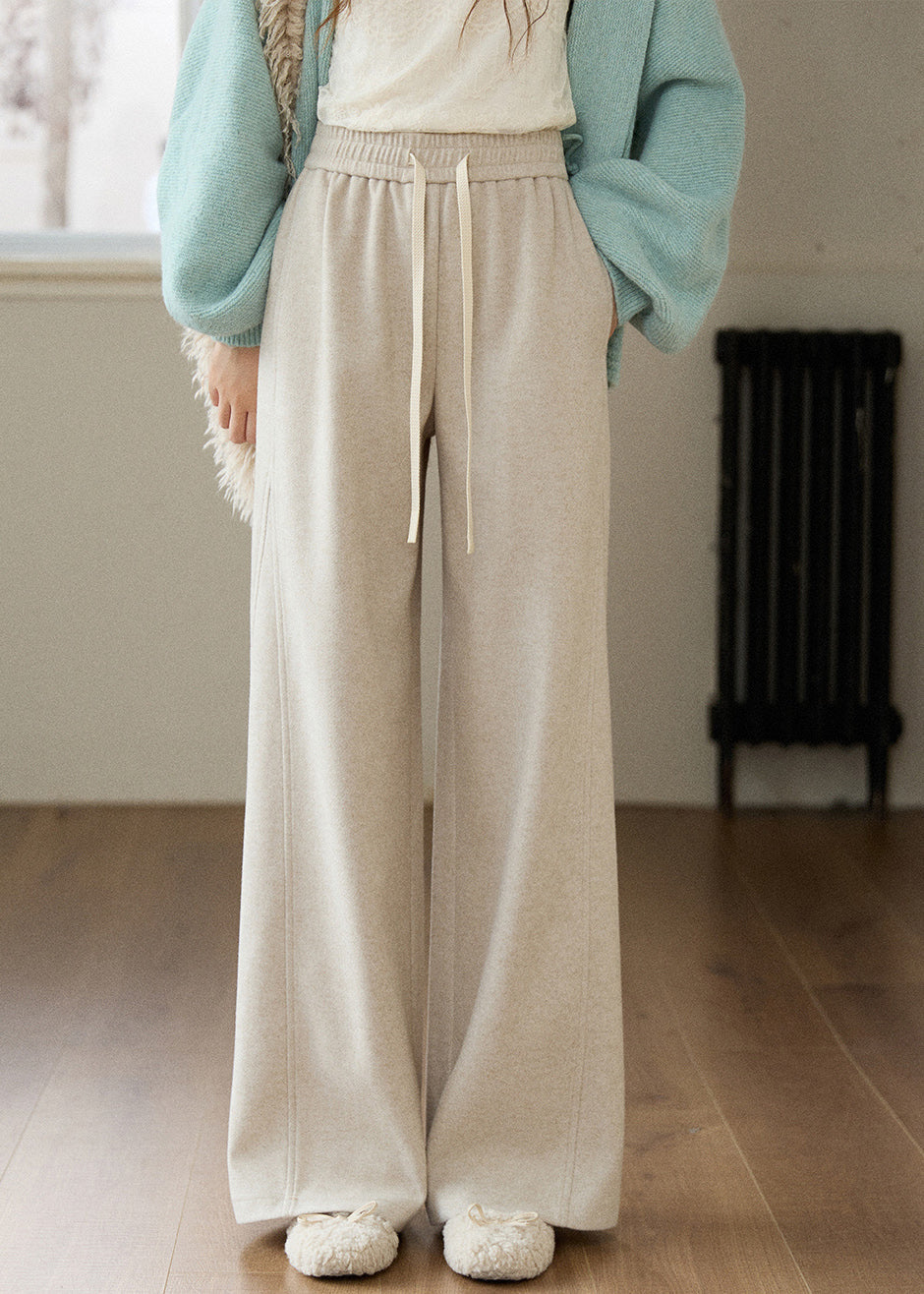 Beautifully Finished Pants in a Timeless Design