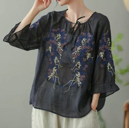 Elegantly Styled Blouse for Everyday Wear
