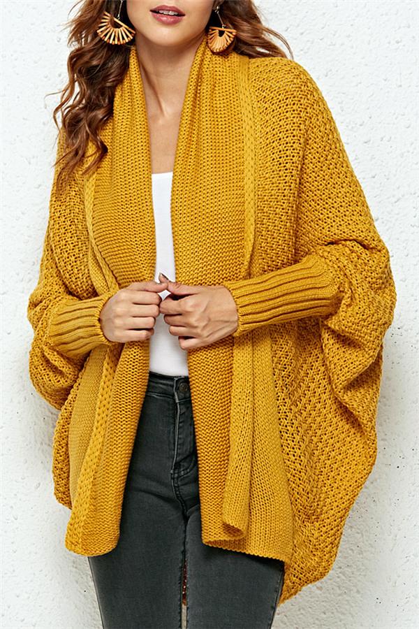 Effortlessly Elegant Cardigan with a Timeless Design