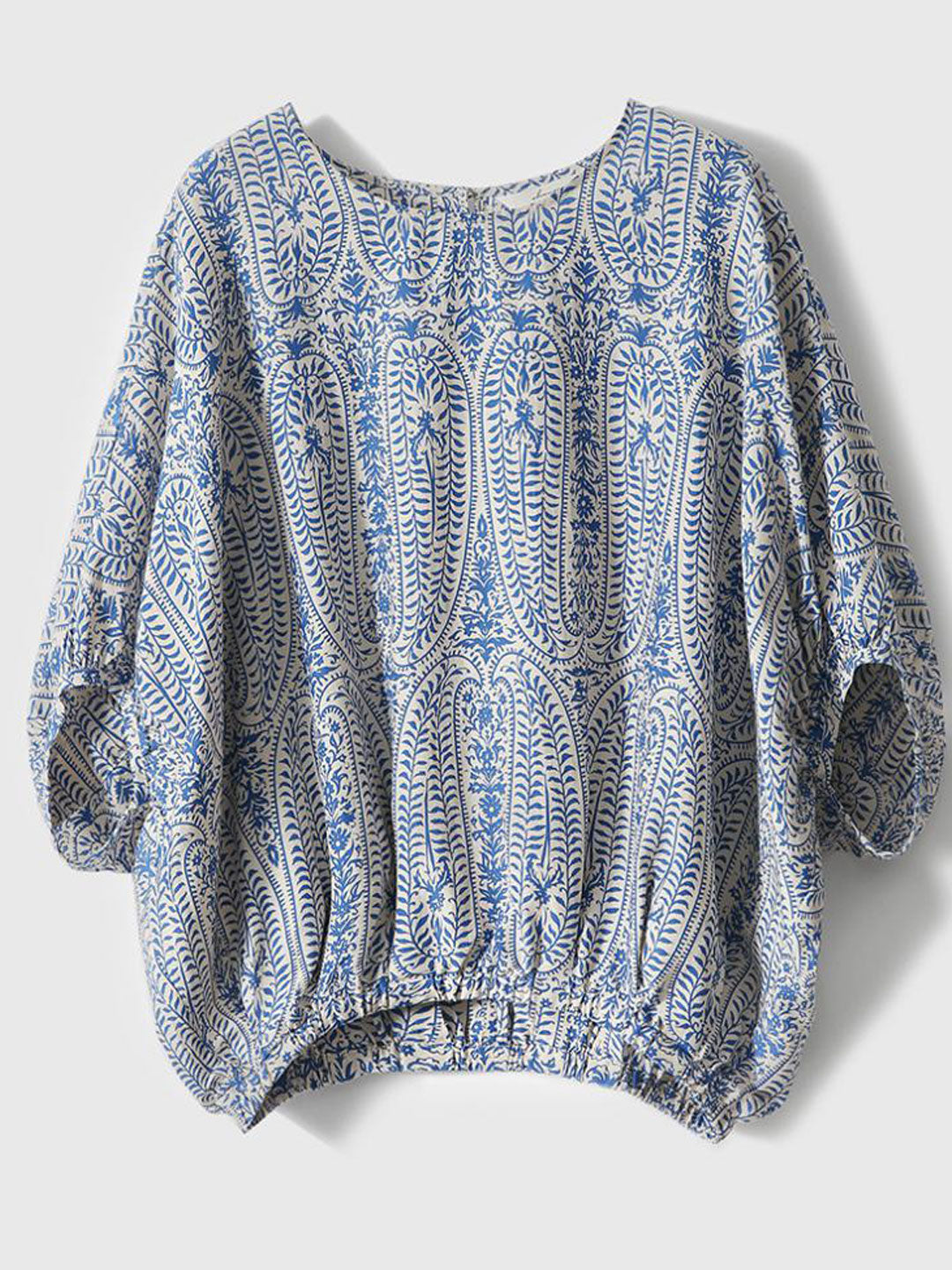 Elegantly Styled Blouse for Everyday Wear