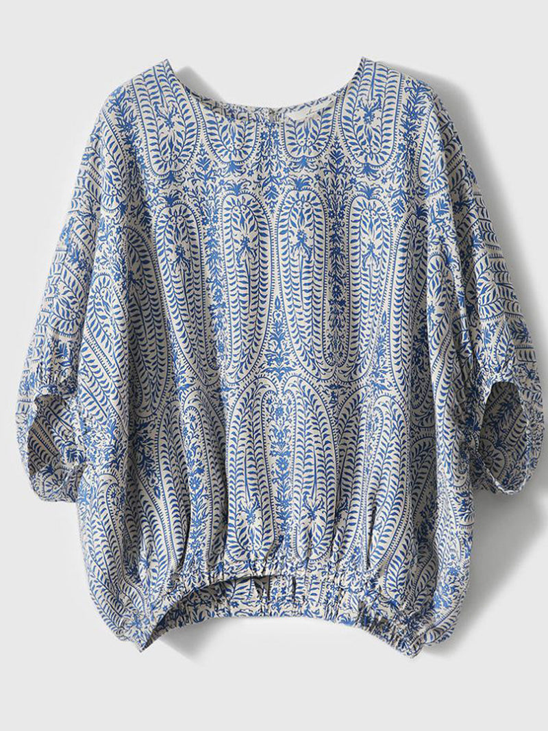 Elegantly Styled Blouse for Everyday Wear