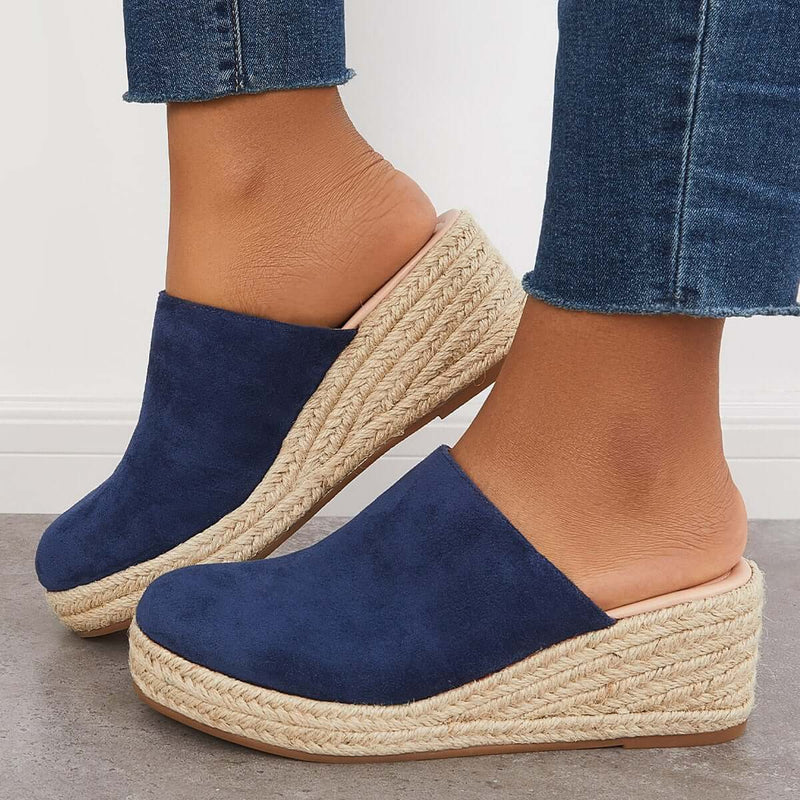 Chic Orthopedic Sandals with Unique Design