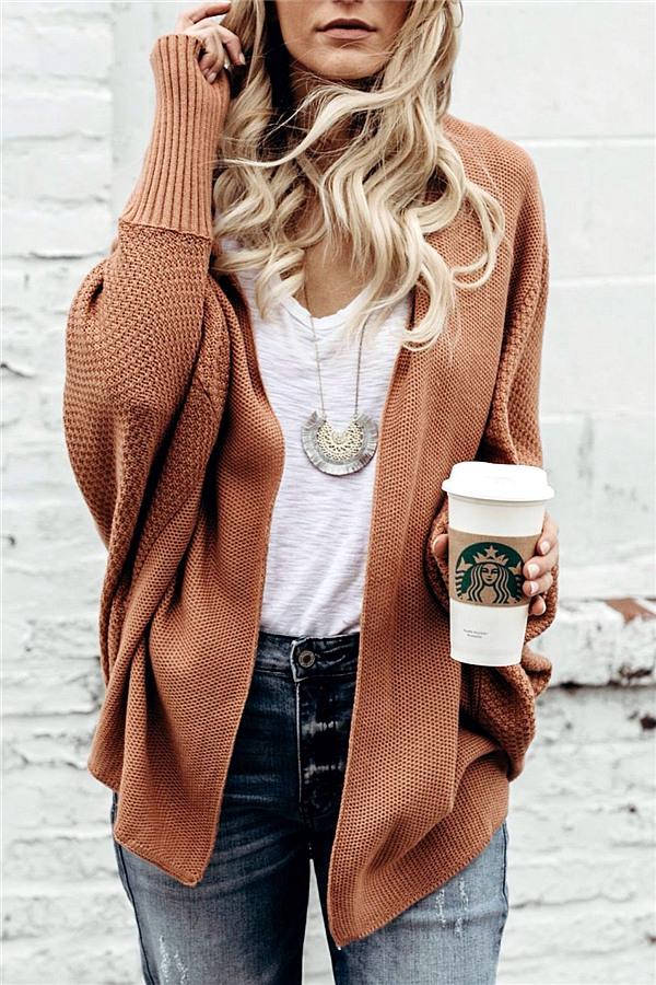 Effortlessly Elegant Cardigan with a Timeless Design