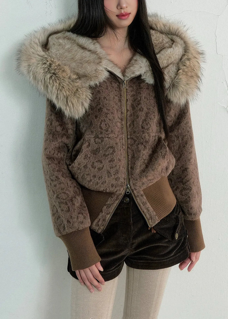 Elegantly Styled Coat for Everyday Wear