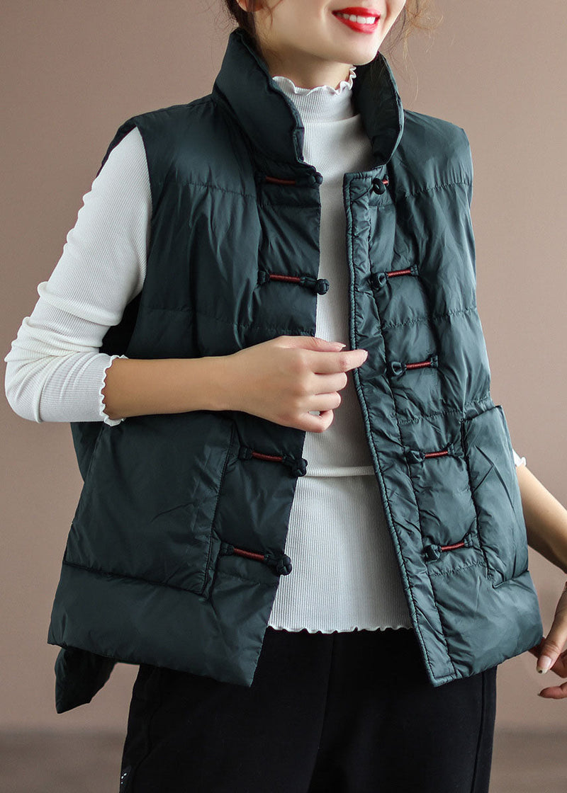 Well Tailored Garment with a Graceful Silhouette