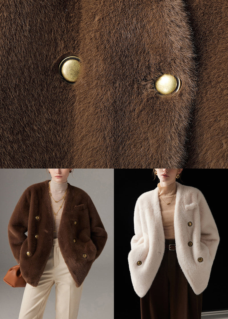 Classic Vintage & Enduringly Stylish Coat