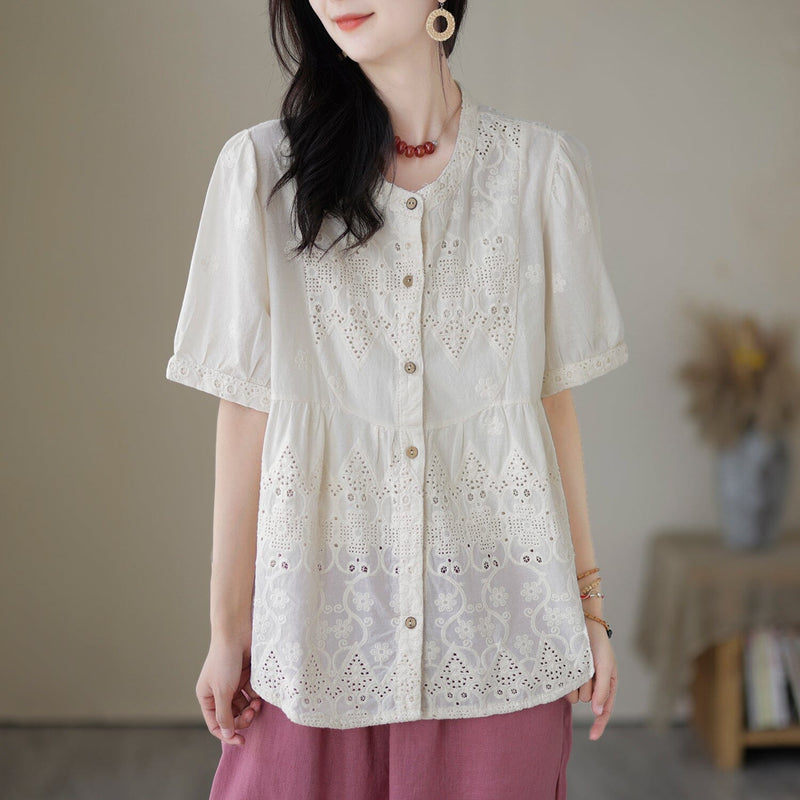 Classic Vintage T-Shirt with a Flattering Fit