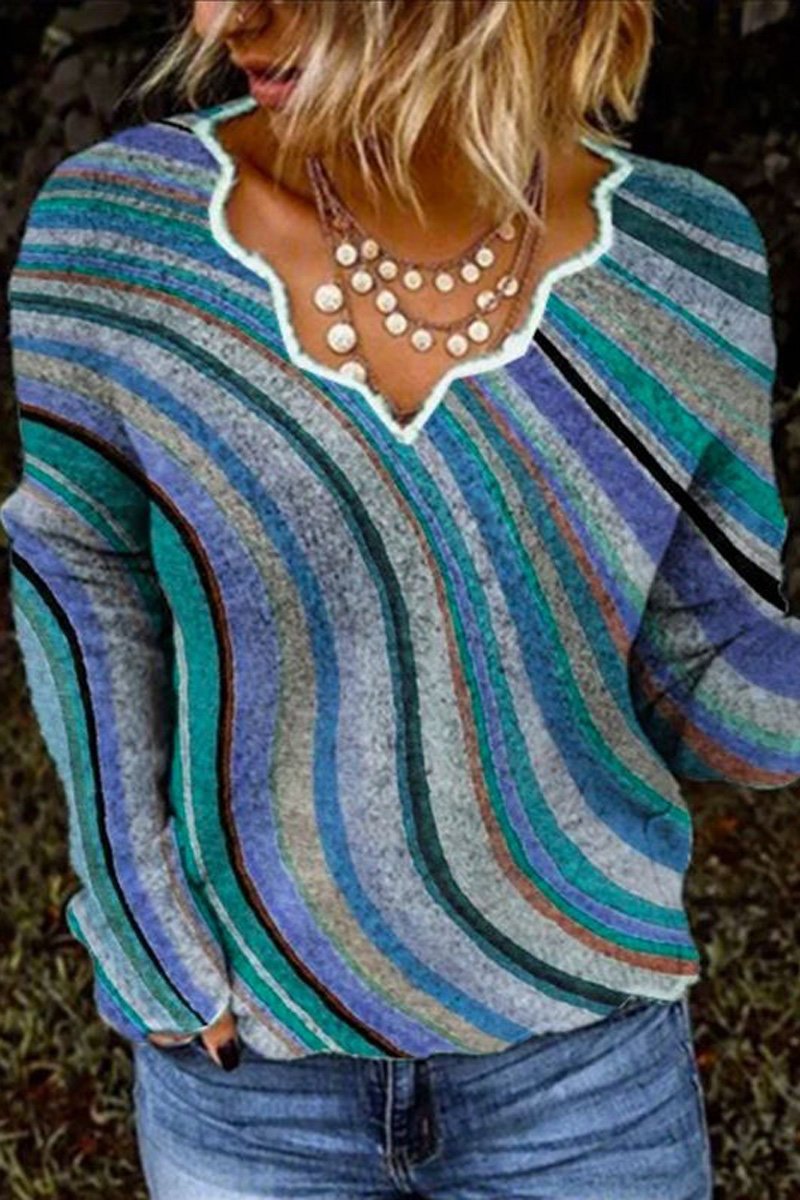 Beautifully Finished Sweater in a Timeless Design