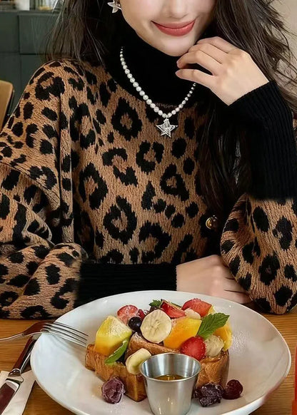 Beautifully Crafted Sweater in a Classic Style